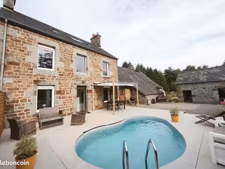 maison en pierre de 148 m² – 5 chambres – piscine – terrain de 7 000 m²