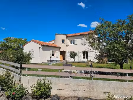 belle villa en limagne