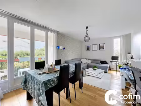appartement 3 pièces 67 m²