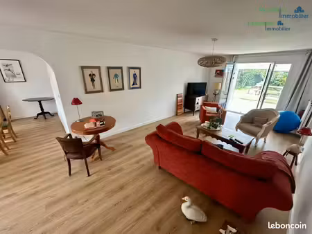 maison 6 pièces 136 m²