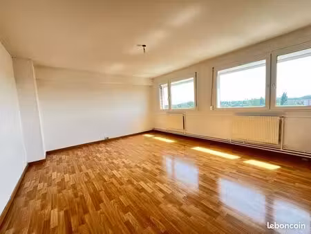 appartement 75 m2 avec garage