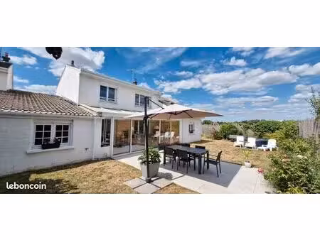 templemars – maison individuelle de 146 m² avec jardin  véranda  double garage et gare à 3