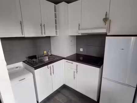 studio 31m² saint florent avec place de parking
