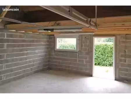 cherche local / garage / box strasbourg ou env