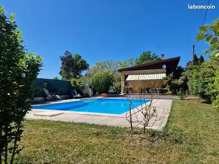 maison 5 pièces 130 m²