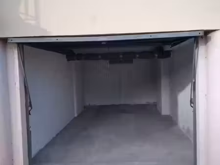 garage fermé 16m²