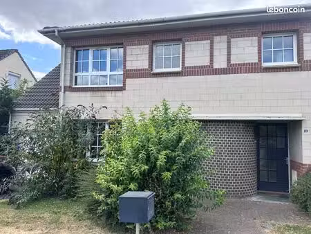 maison 5 pièces 102 m²