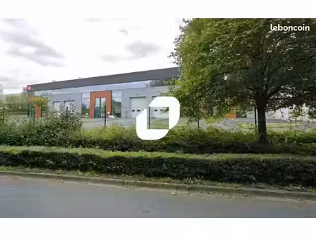 local d'activité 399 m²