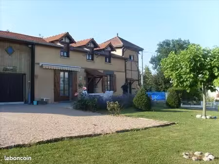 maison 4 pièces 130 m²