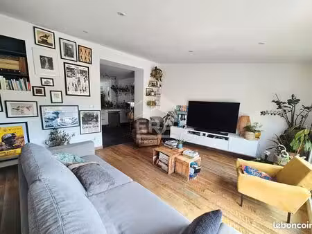 maison de ville 7 pièces 138 m²
