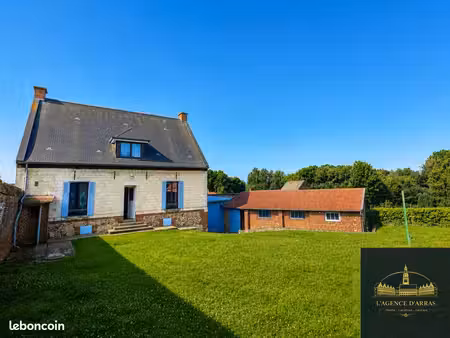 propriété 6 pièces 136 m²