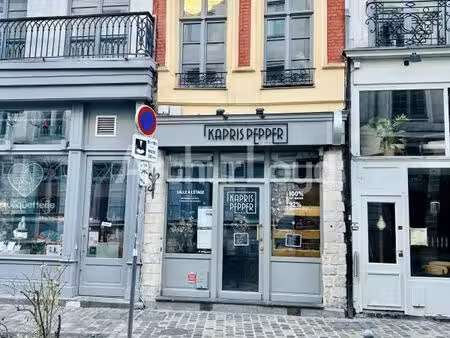 local commercial 98 m²