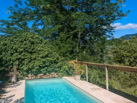 gîte clefs en main piscine jacuzzi billard