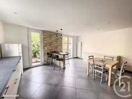maison 4 pièces 80 m²