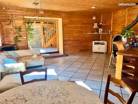 maison 102m2