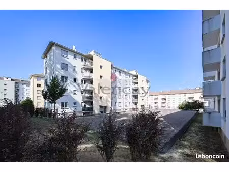 appartement 4 pièces 74 m²