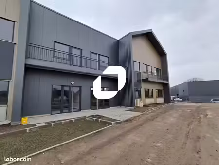 local d'activité 7 238 m²