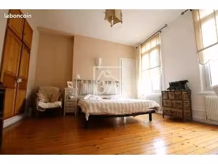 maison de ville 7 pièces 244 m²