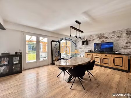maison 7 pièces 160 m²