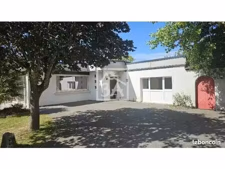 pavillon 7 pièces 140 m²