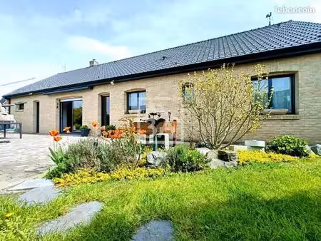 maison 8 pièces 118 m²