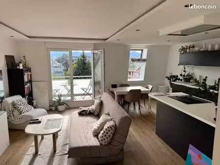 appartement 3 pièces 70m2 entièrement rénové