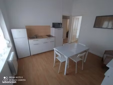 loue bel appartement t2 meublé de 40 m² au 1-er à douai