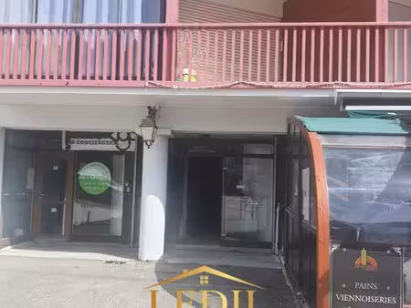 local commercial 35 m²