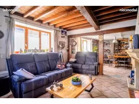 propriété 6 pièces 125 m²