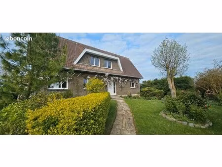 l'élégance d'une maison de famille  le charme d'un cadre de vie privilégié