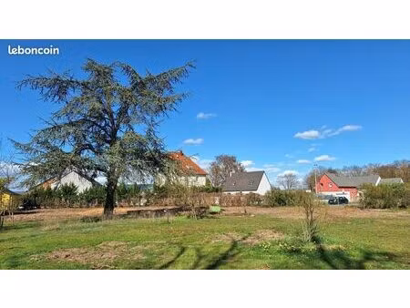 terrain 628 m² staffelfelden