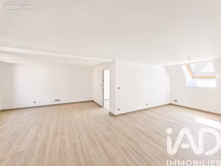 duplex 5 pièces 121 m²
