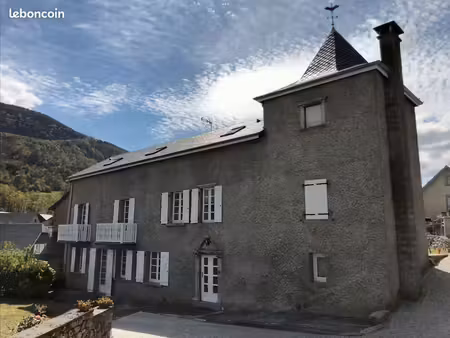 maison noble - 8 pièces - 200m2