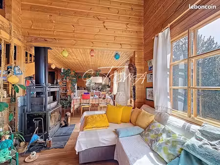 chalet 6 pièces 140 m²