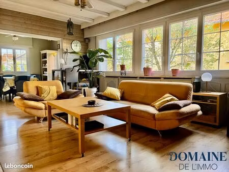 maison 6 pièces 130 m²