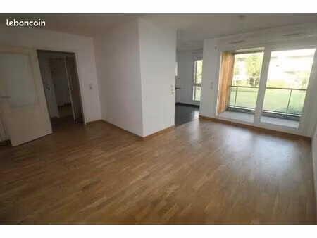 appartement 3 pièces 65 m²
