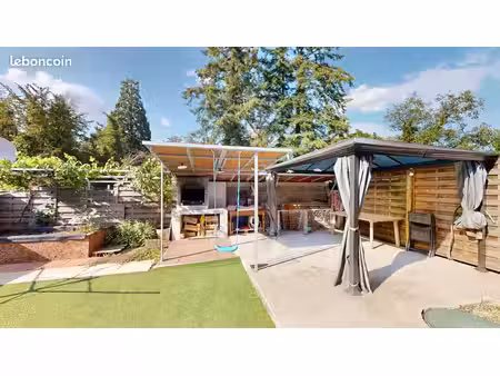 maison 6 pièces 165 m²