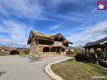 chalet 8 pièces 214 m²