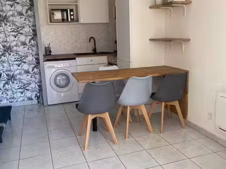 2 pièces rénové balcon