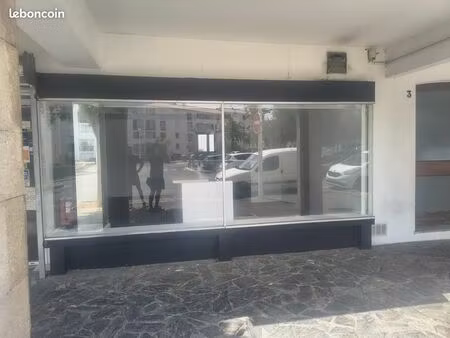 vente murs commerce moulin a vent
