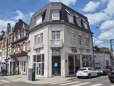 local commercial 139 m²
