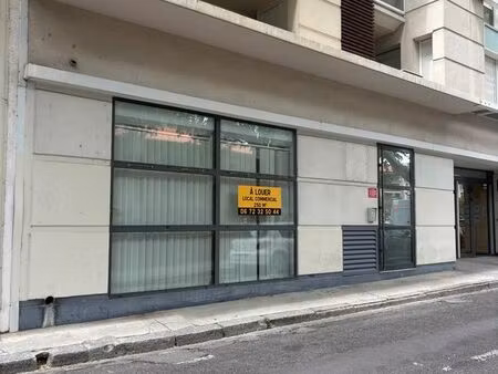 local commercial quai vauban nouvelle zone pietonne 250 m²