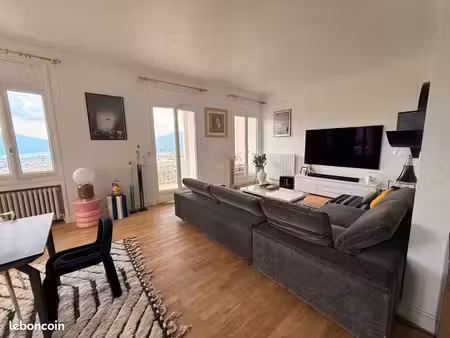 appartement 5 pièces 132.5 m² vue lac
