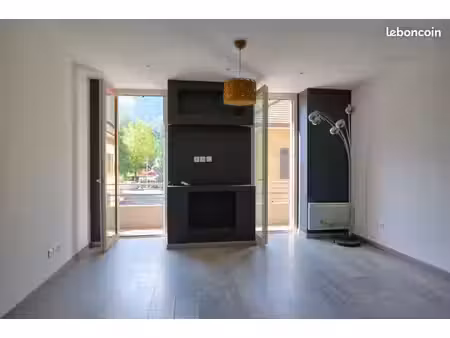 appartement 3 pièces 57 m²