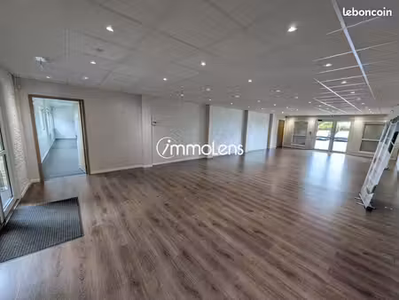 bureaux 241 m² carvin