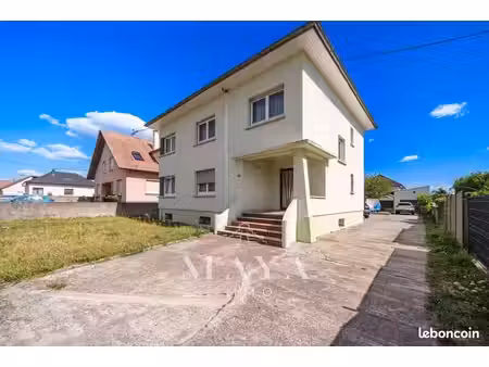 maison 7 pièces 174 m²