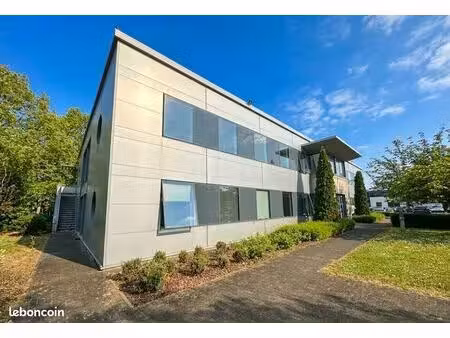 bureaux 118 m²