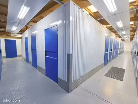 location box sécurisé (assurance comprise) à partir de 2m² à 45 par mois