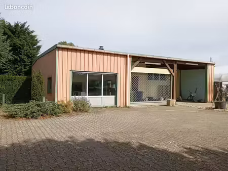 local commercial à louer