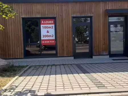 local d’activité 219 m2 avec terrasse